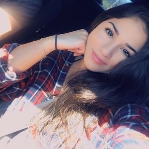 Meet your Posher, Kelly